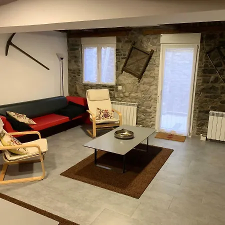 Magnifica Casa Biescas/valle De Tena Prázdninový dům *
